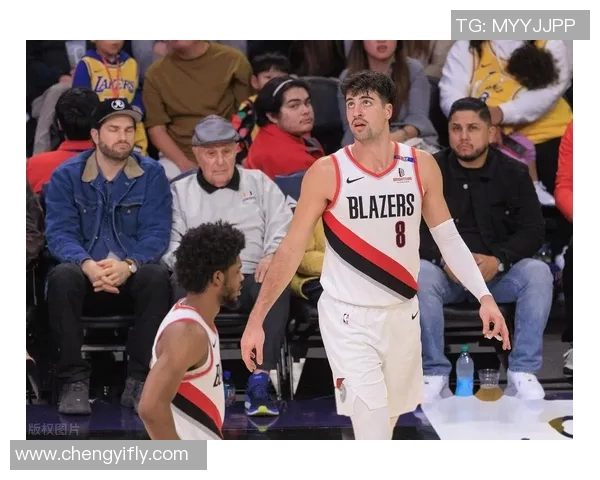 开拓者与雄鹿对决前瞻分析谁能在这场比赛中笑到最后